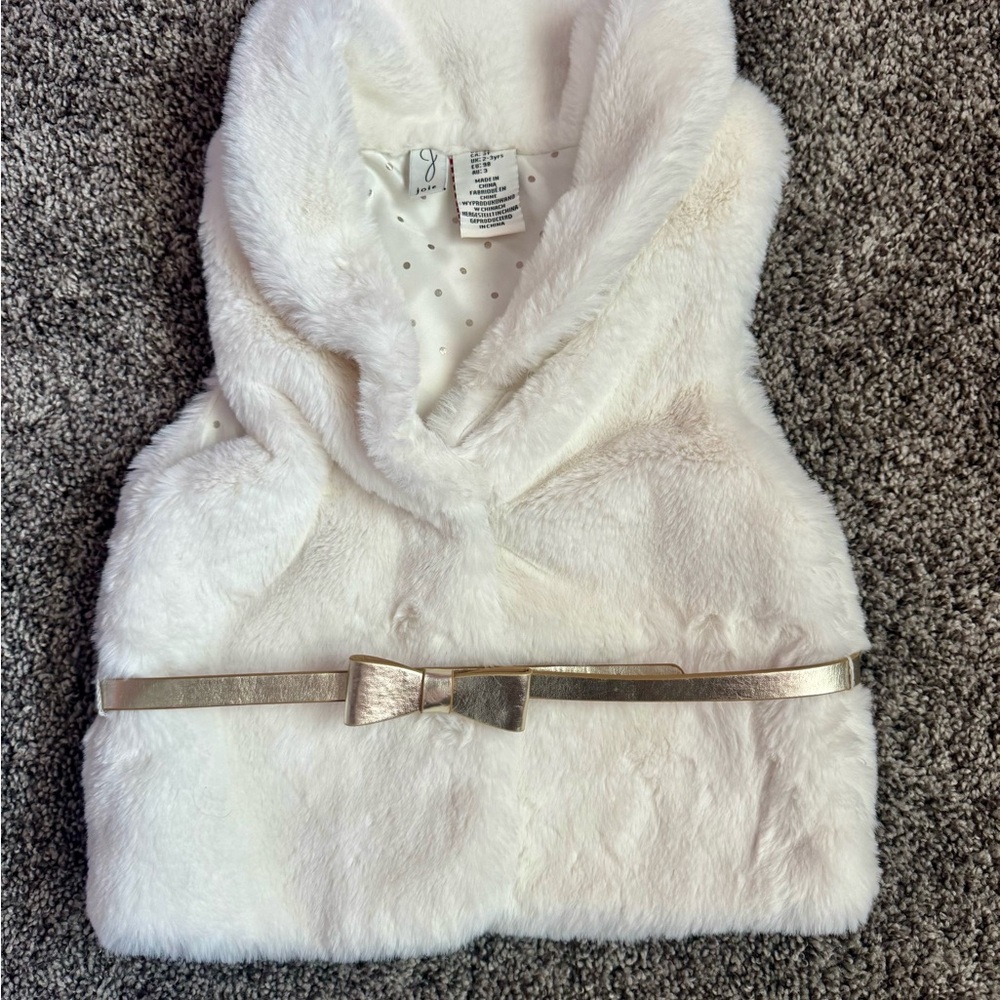 Joie White Faux Fur Vest with Gold Bow Belt. Size 3T